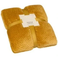 B&M Oversized Waffle Throw - Ochre