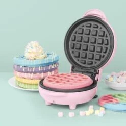 Giles & Posner Mini Waffle Maker -Home Furnishings 395094 giles and posner waffle maker 2