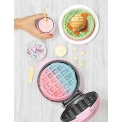 Giles & Posner Mini Waffle Maker -Home Furnishings 395094 giles and posner waffle maker